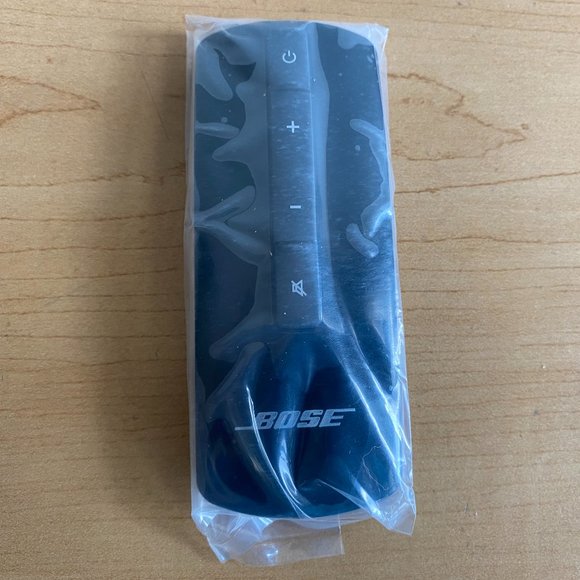 Bose CineMate Series II remote control ( New ) - Picture 1 of 3
